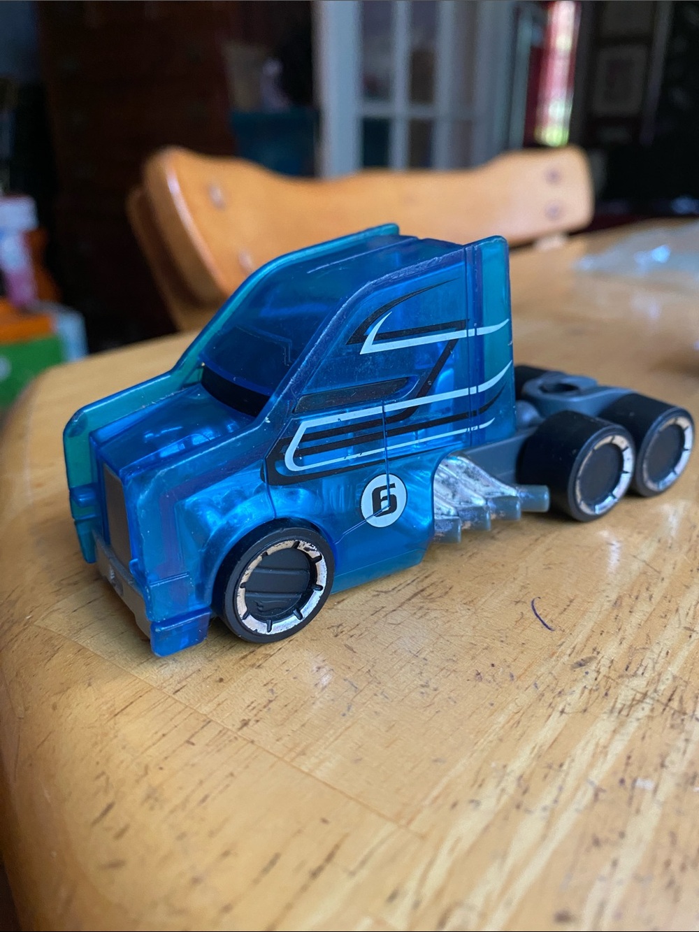 Hot Wheels Semi Truck Transporter Blue Diecast Toy Collectible